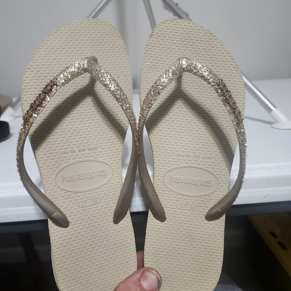 Havaianas Gold and Cream Sandals with Sparkly Embellishments